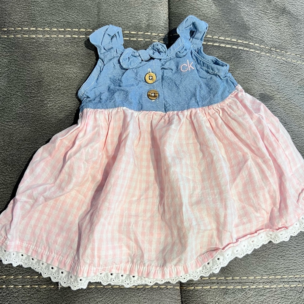 Calvin Klein baby girl strap dress blue & pink with lace on the bottom. Size 0-3